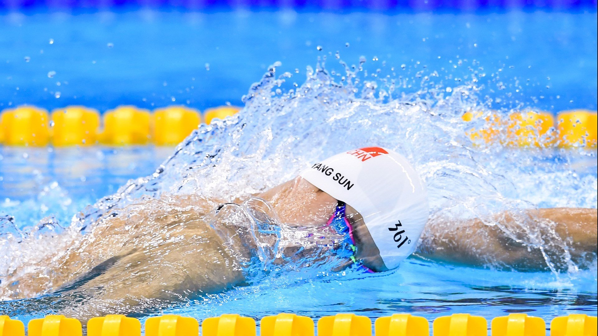 CBA赛场燃起中国篮球风采，cba篮球运动