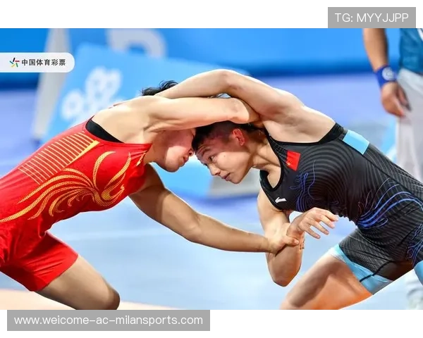 体育暖心瞬间：运动员的友情与付出感动全场